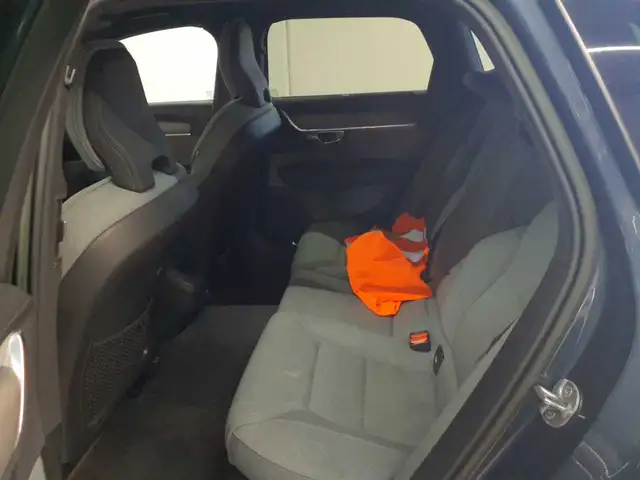 Volvo V90 view 13