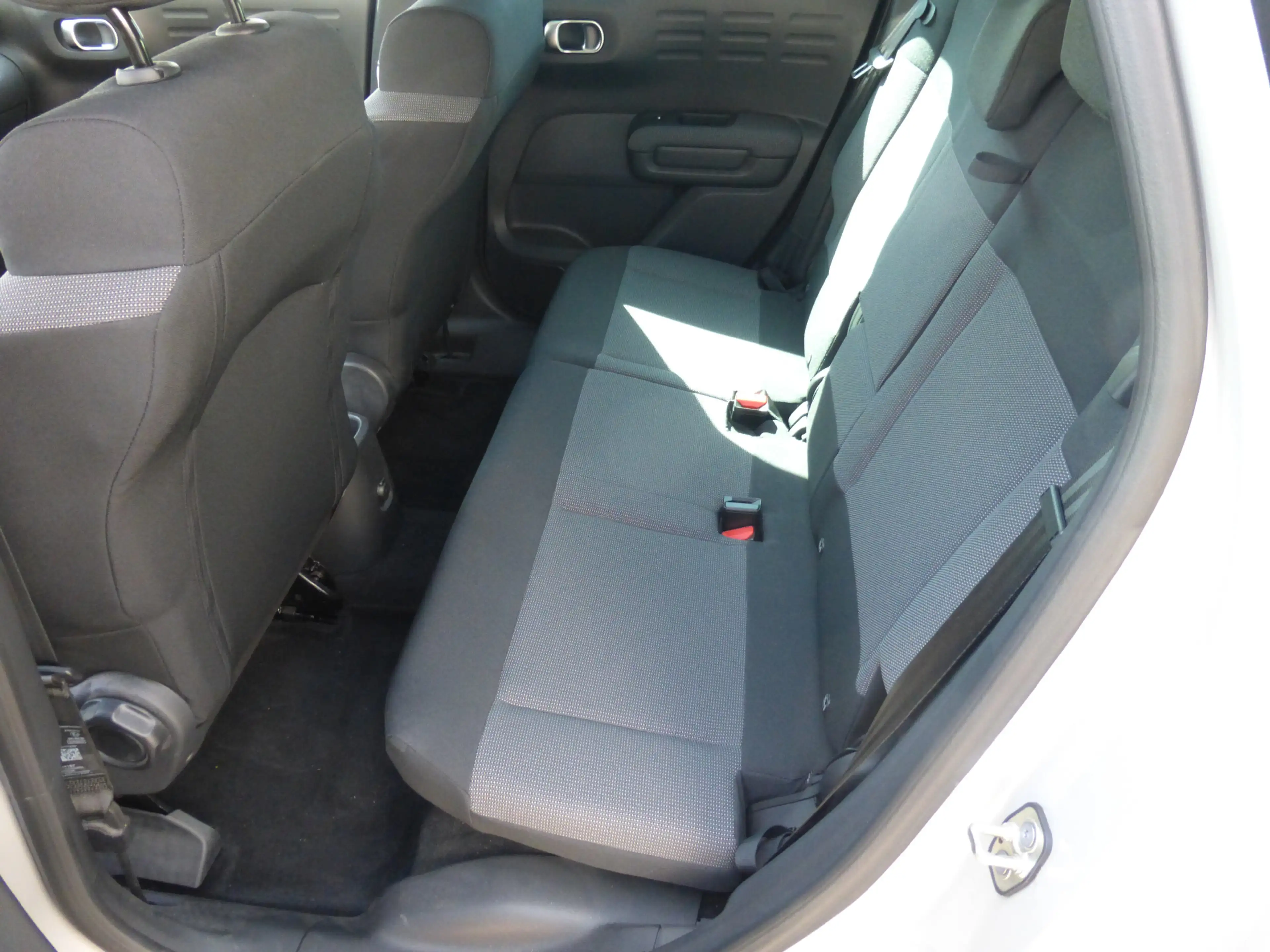 Citroen C3 Aircross 1.2 PureTech Feel — photo 11