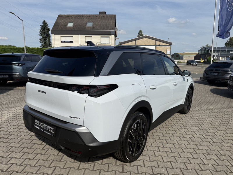 Peugeot 5008 Hybrid 145 GT, Schiebedach, ACC. el. Heckklappe. — photo 5
