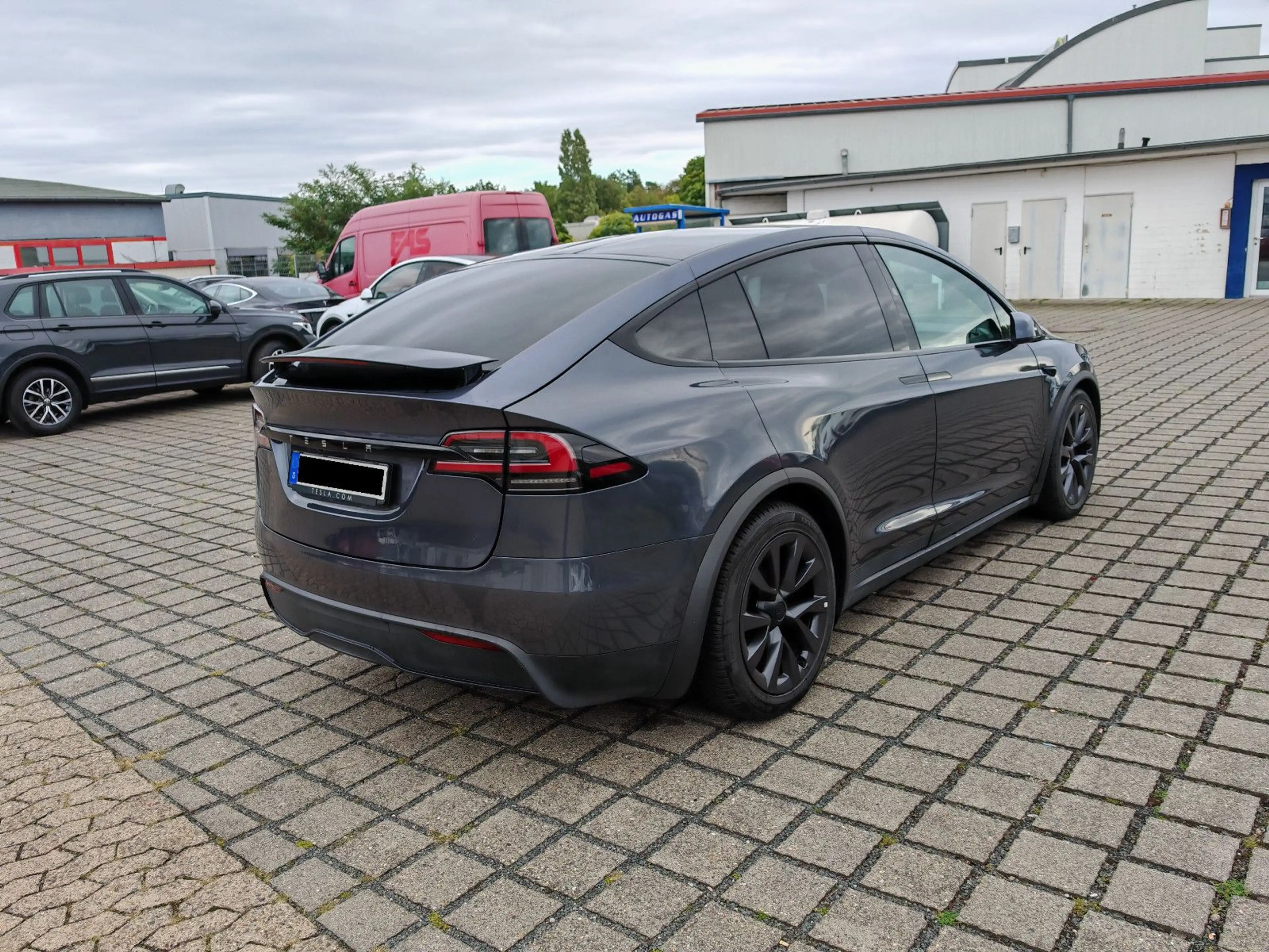 Tesla Model X | EAP | HW4 | AHK — photo 11
