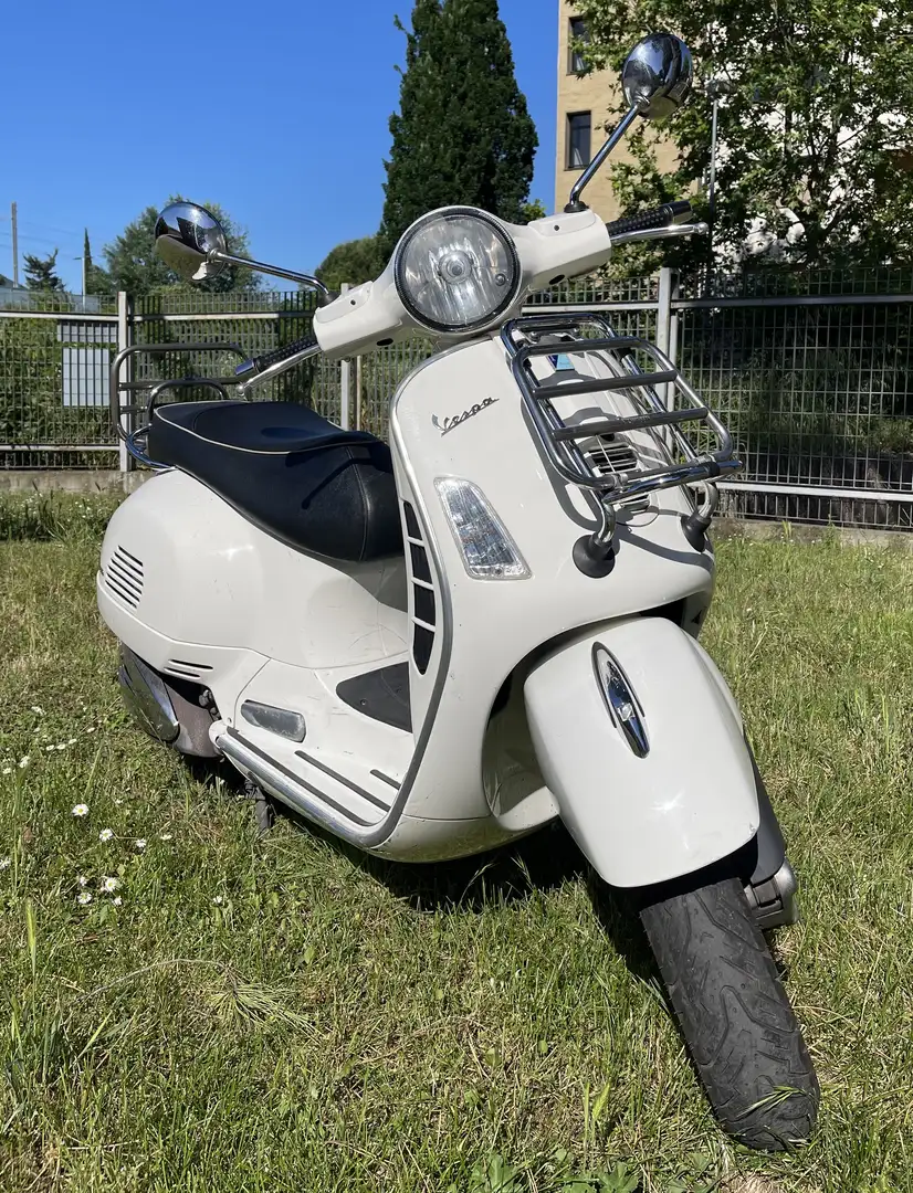 Piaggio GTS 300 super Alb - 1