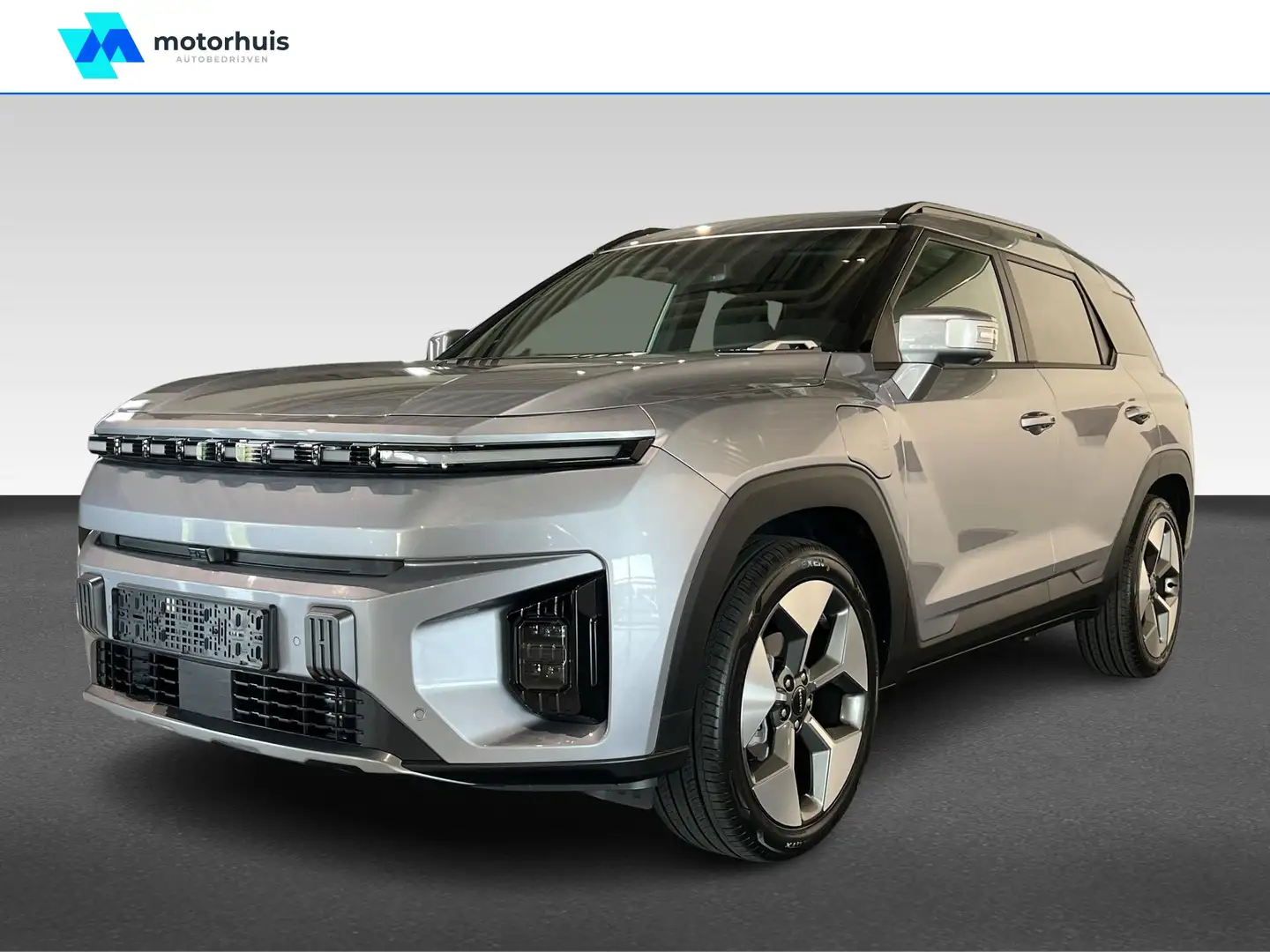 KGM Torres 73,4kWh 207pk Titanium siva - 1