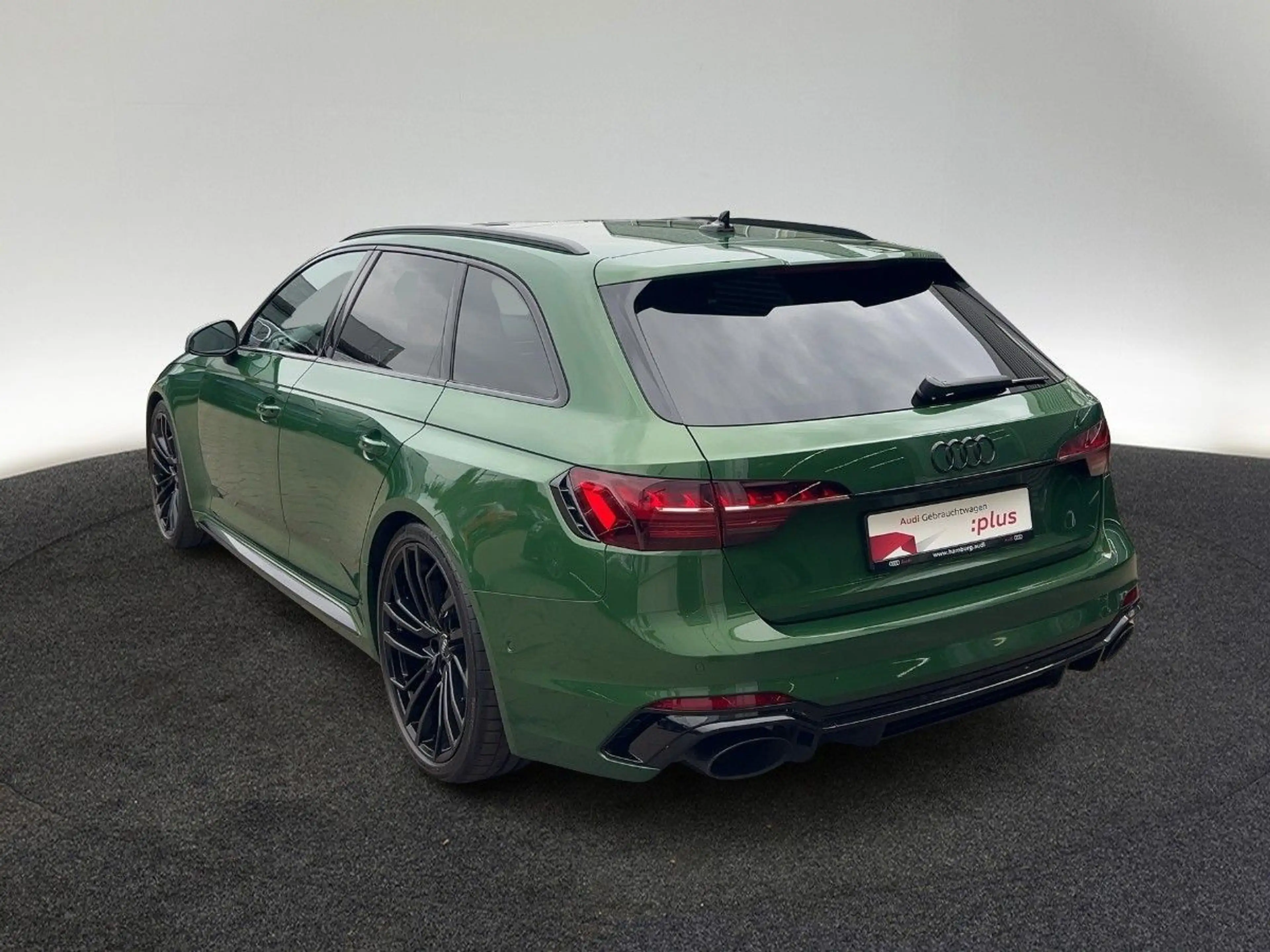 Audi RS4 RS4 Avant quattro tiptronic Pano Sportabgas B&O — photo 3