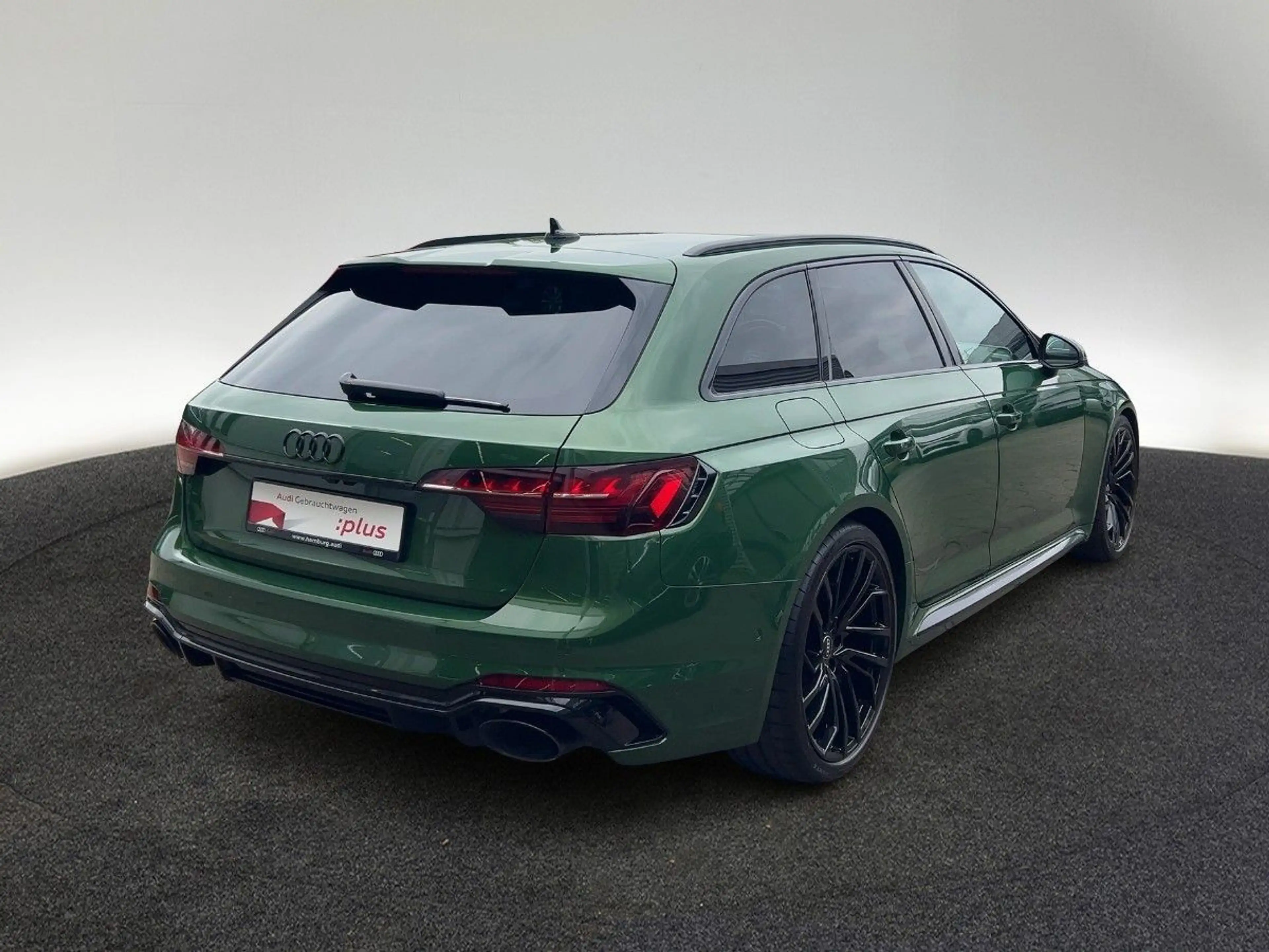 Audi RS4 RS4 Avant quattro tiptronic Pano Sportabgas B&O — photo 5