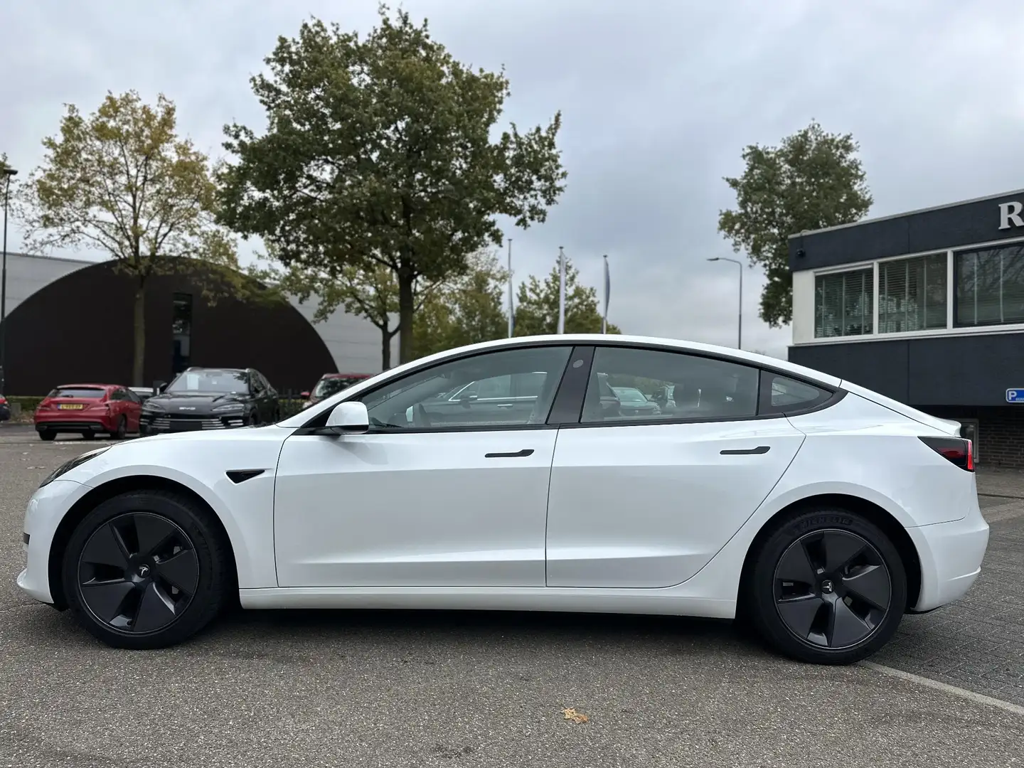 Tesla Model 3 Standard RWD Plus 60 kWh WARMTEPOMP| TESLA GARANTI Wit - 2