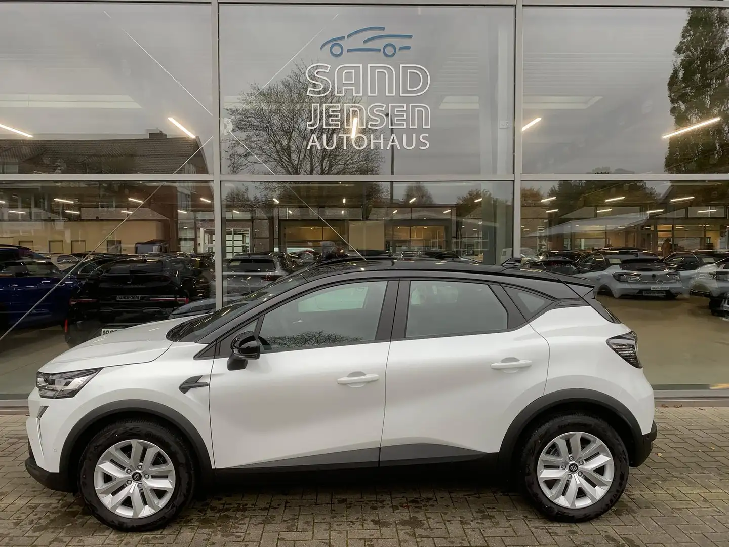 Renault Captur II MHEV 160 TCe EDC Evolution Navi Weiß - 2
