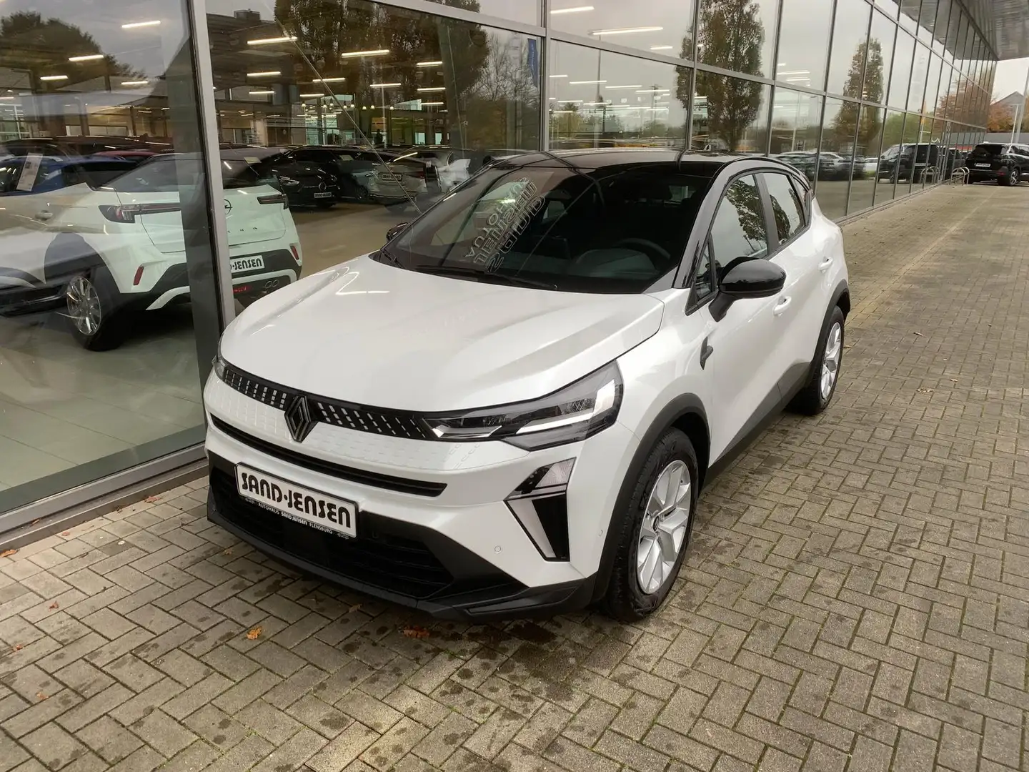 Renault Captur II MHEV 160 TCe EDC Evolution Navi Weiß - 1