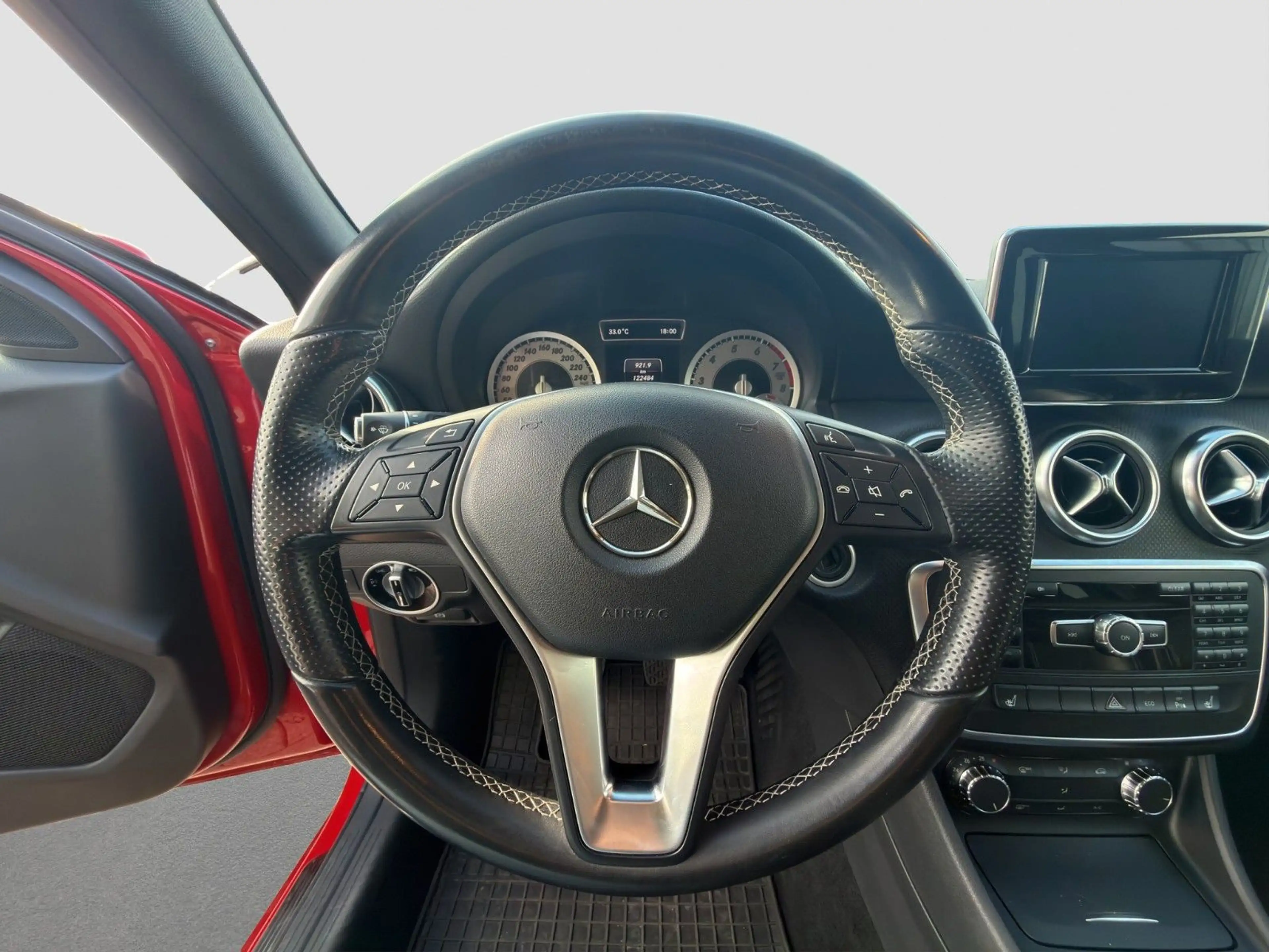 Mercedes-Benz A 180 *Urban*Xenon*Navi*PDC*Klima* — photo 10