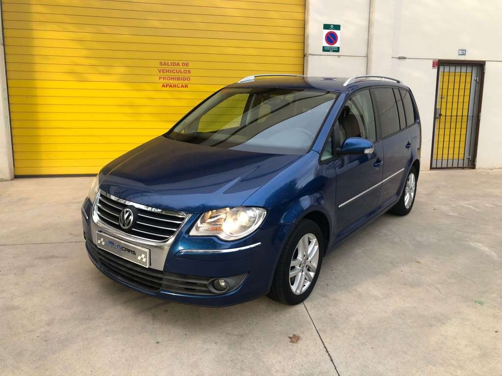 Volkswagen Touran 2.0TDI Traveller DSG 170 - foto 1
