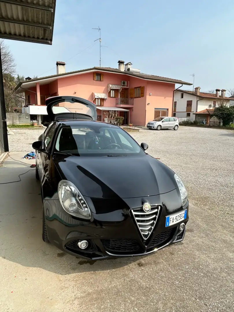 Alfa Romeo Giulietta 2.0 jtdm Sprint 150cv Nero - 2