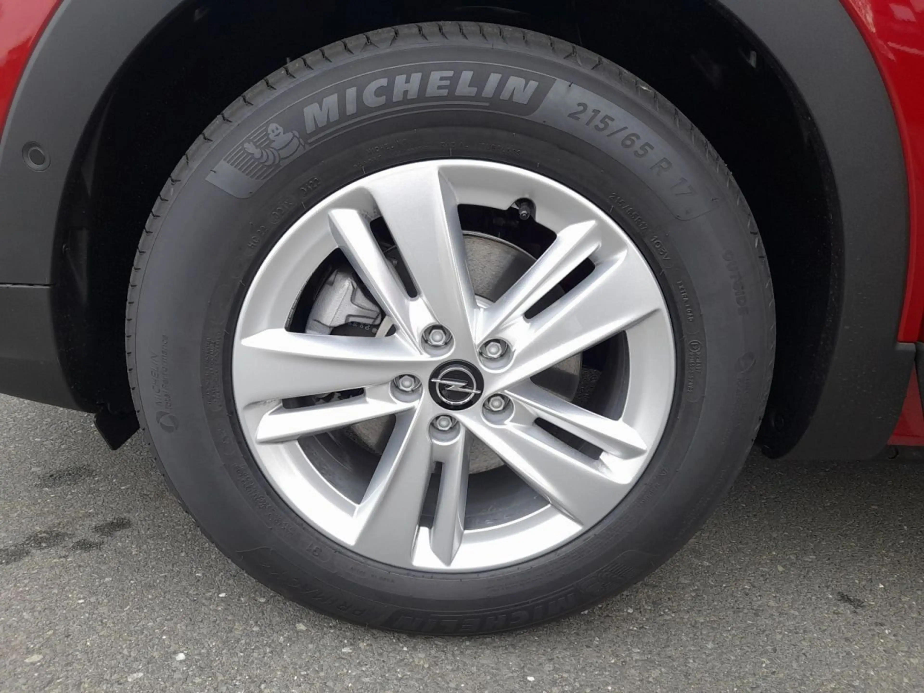 Opel Grandland 1.2 Turbo — photo 7
