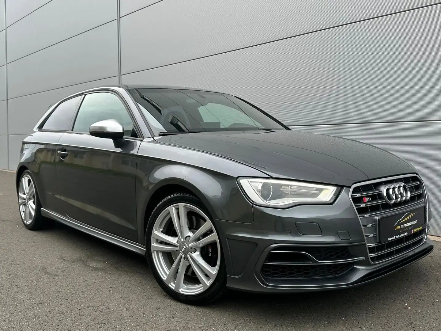 Audi S3 2.0 TFSI Quattro *Tempomat*Navi*LED*2.Hand* Grau - 1