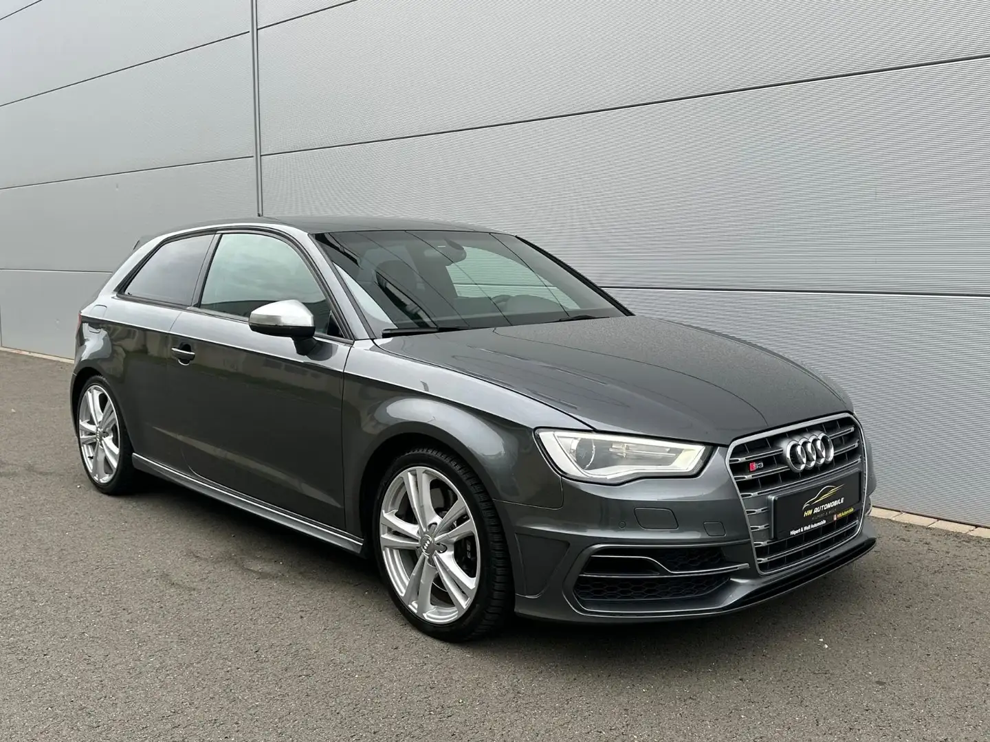 Audi S3 2.0 TFSI Quattro *Tempomat*Navi*LED*2.Hand* Grau - 2