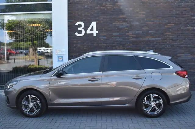 Hyundai i30 view 9