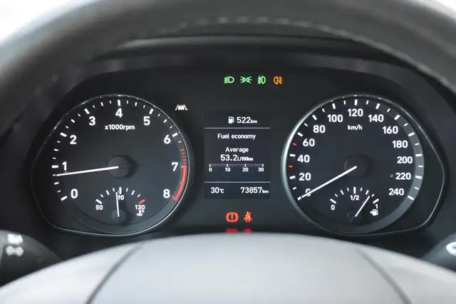 Hyundai i30 view 14