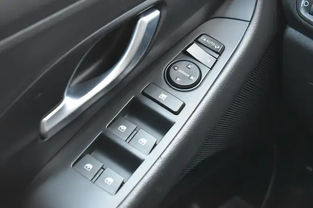 Hyundai i30 view 15