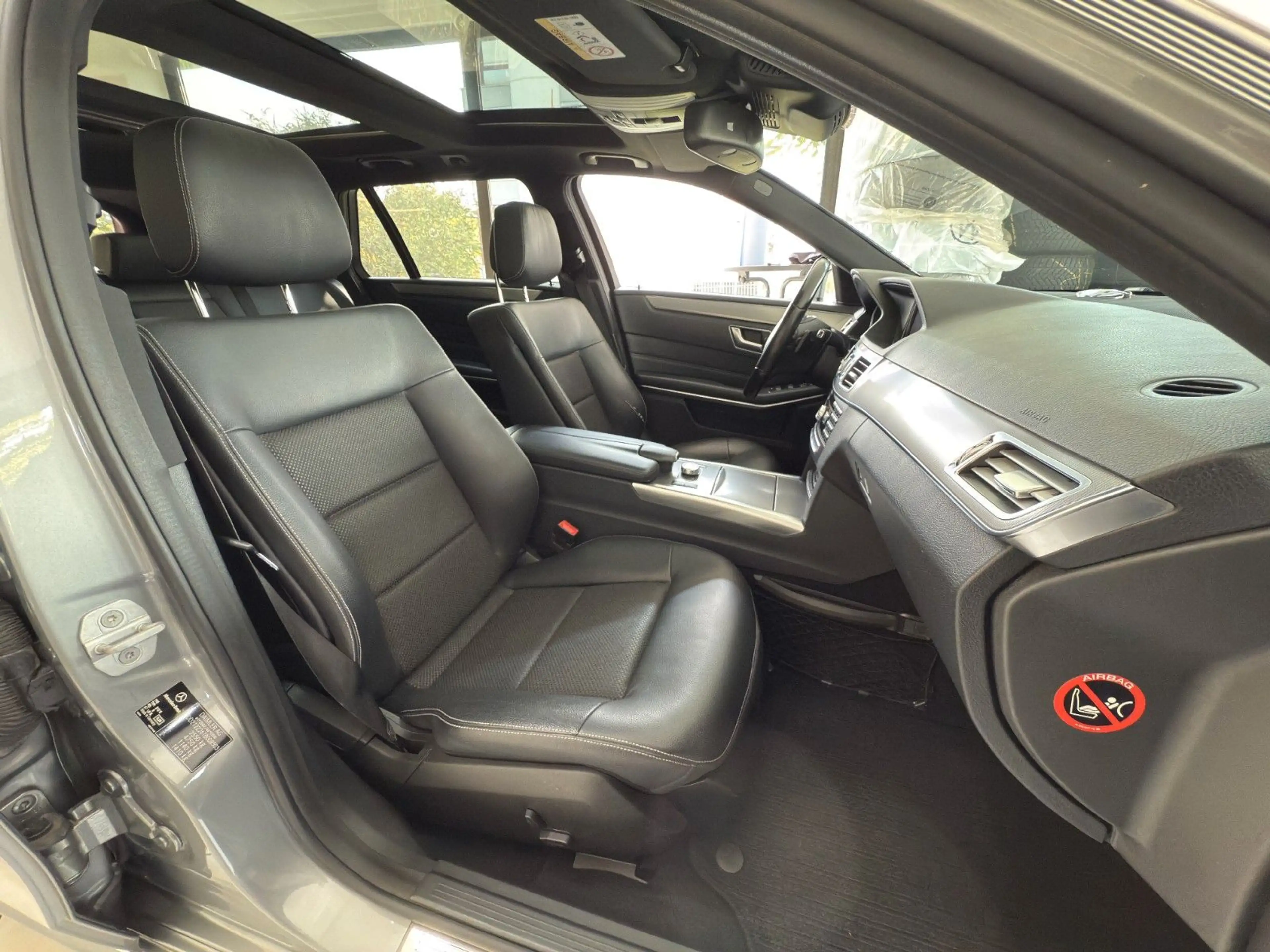 Mercedes-Benz E 350 CDI T-Modell BlueTec Avantgarde*AHK*Pano — photo 12