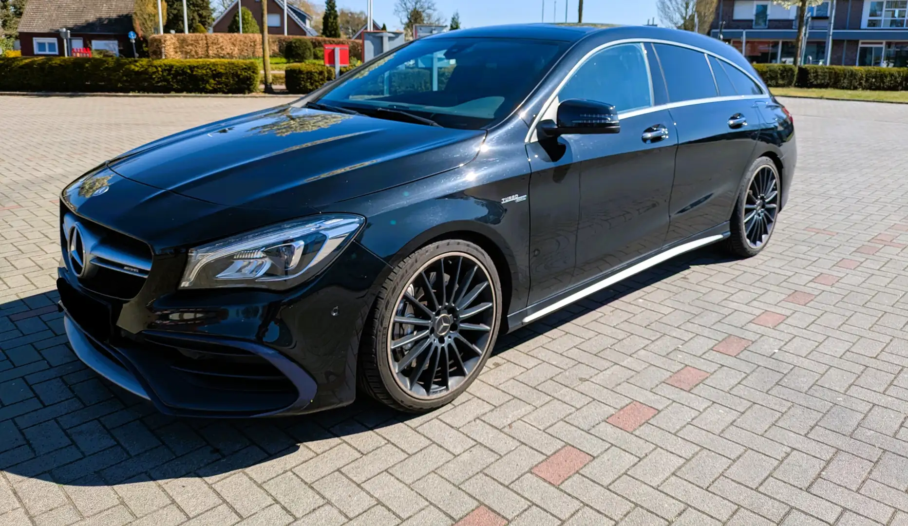 Mercedes-Benz CLA 45 AMG CLA+Shooting+Brake+4Matic+Shooting+Brake+7G-DCT Schwarz - 1