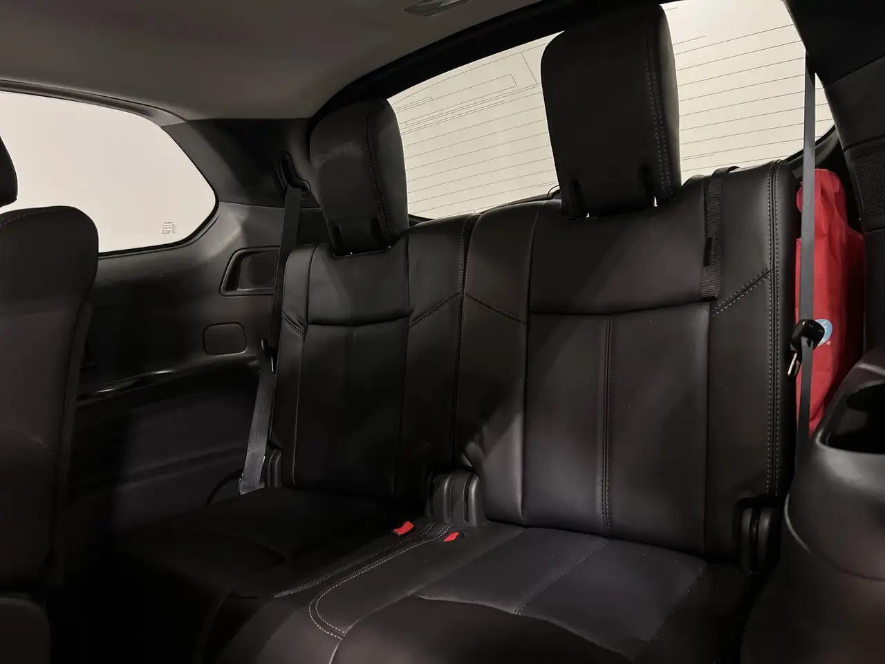 Nissan Pathfinder снимка Nissan Pathfinder