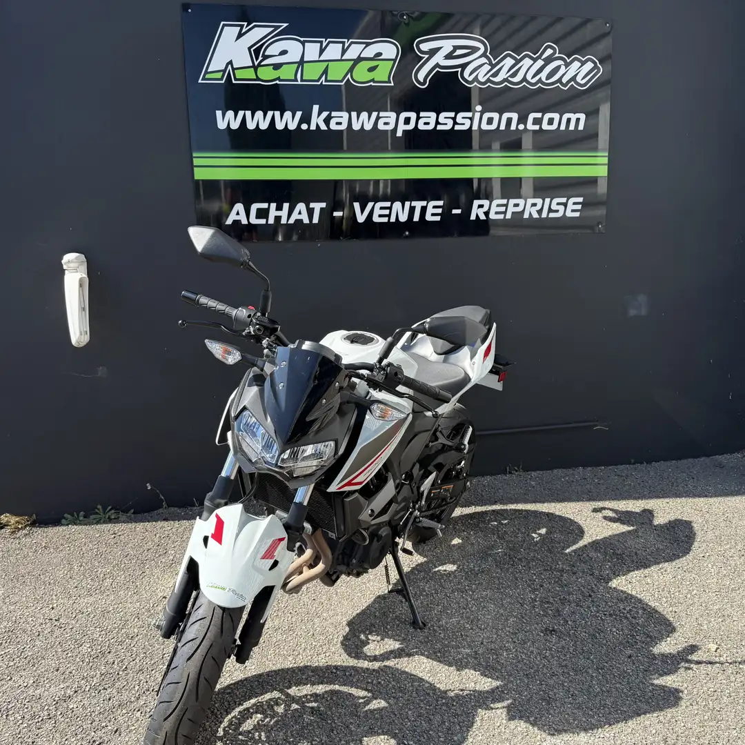 Kawasaki Z 400 Blanco - 1