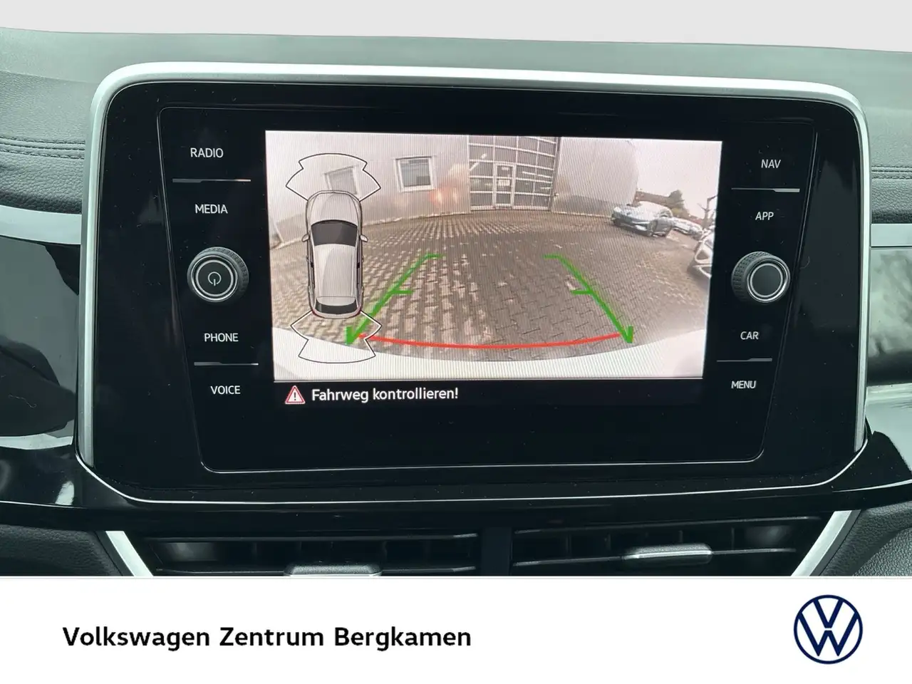 Volkswagen T-Roc 1.0 R-LINE CAM ACC NAVI LM17 LED+ CARPLAY 12