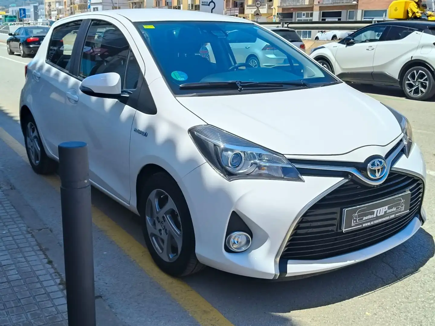 Toyota Yaris HSD 1.5 Active Blanco - 2