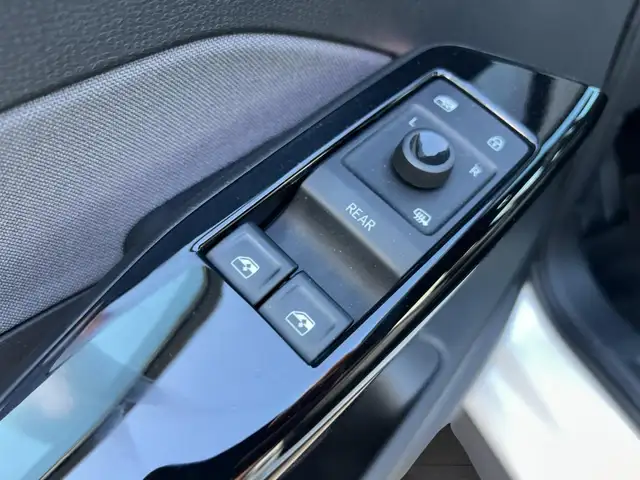 Volkswagen Id.3 view 17