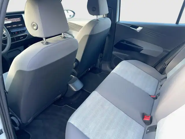 Volkswagen Id.3 view 12