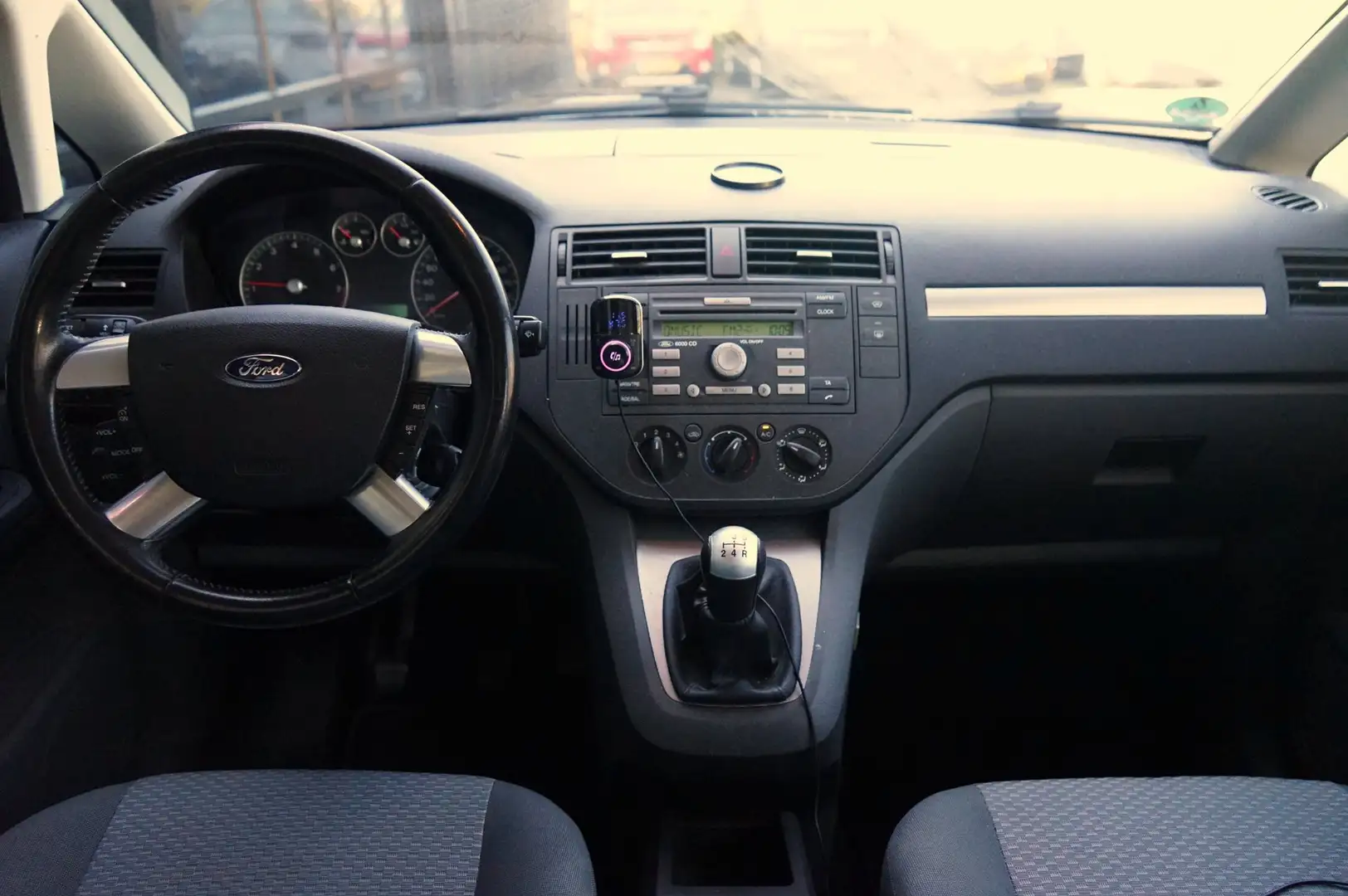 Ford Focus C-Max 1.8-16V Futura, Airco, CC, Elek pakket, Trekhaak Rot - 2