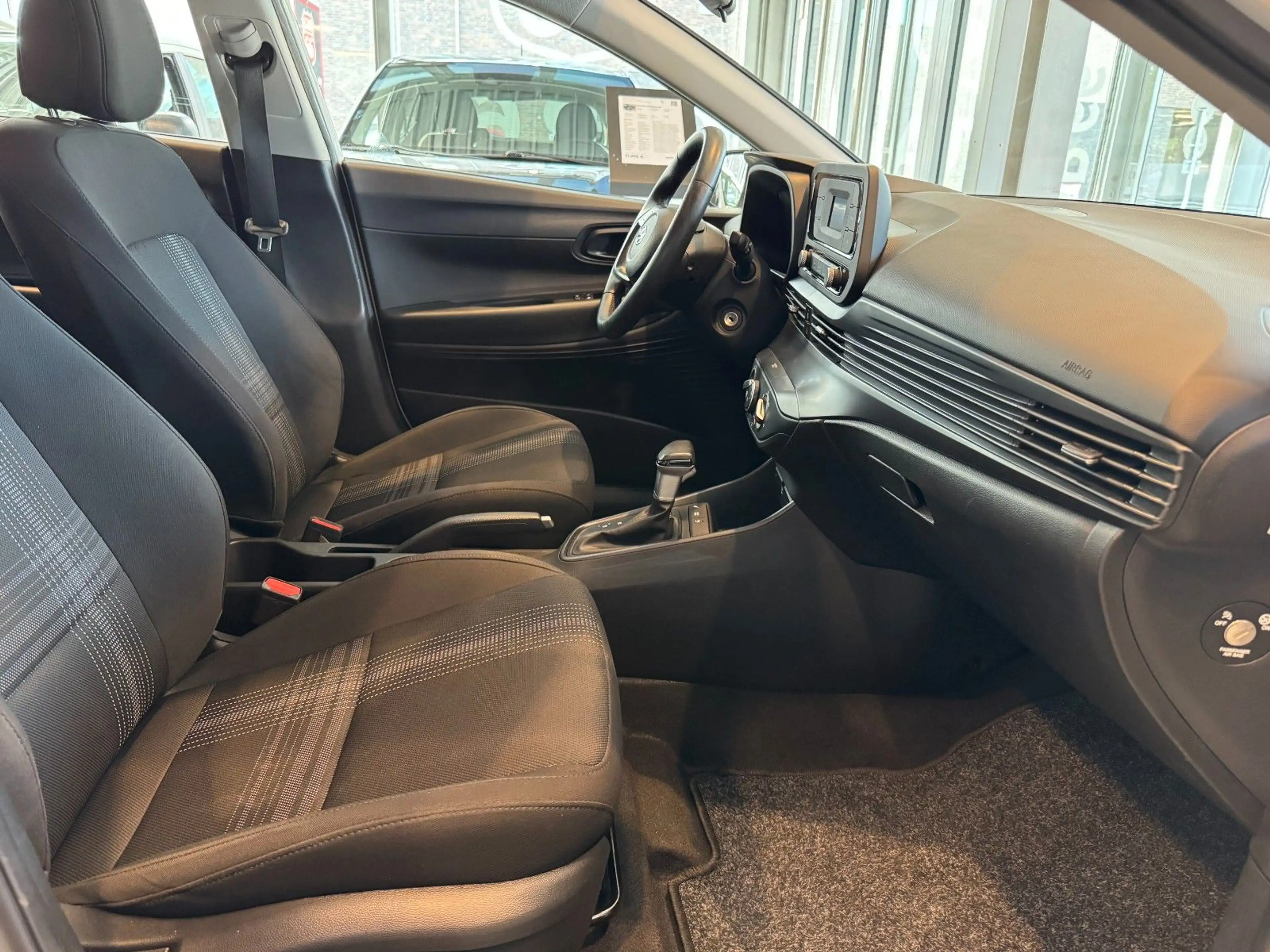 Hyundai i20 Select Mild-Hybrid — photo 11