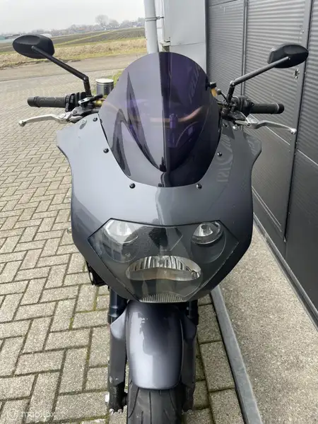 Aprilia Tuono - foto 7