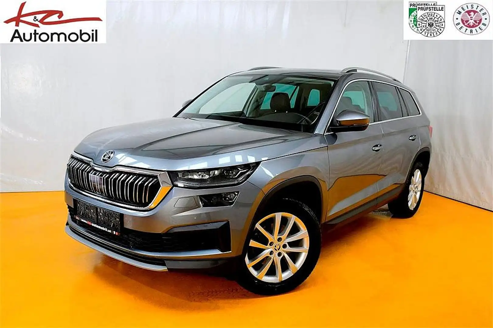 Skoda Kodiaq 2,0 TDI Style SC DSG Grau - 1