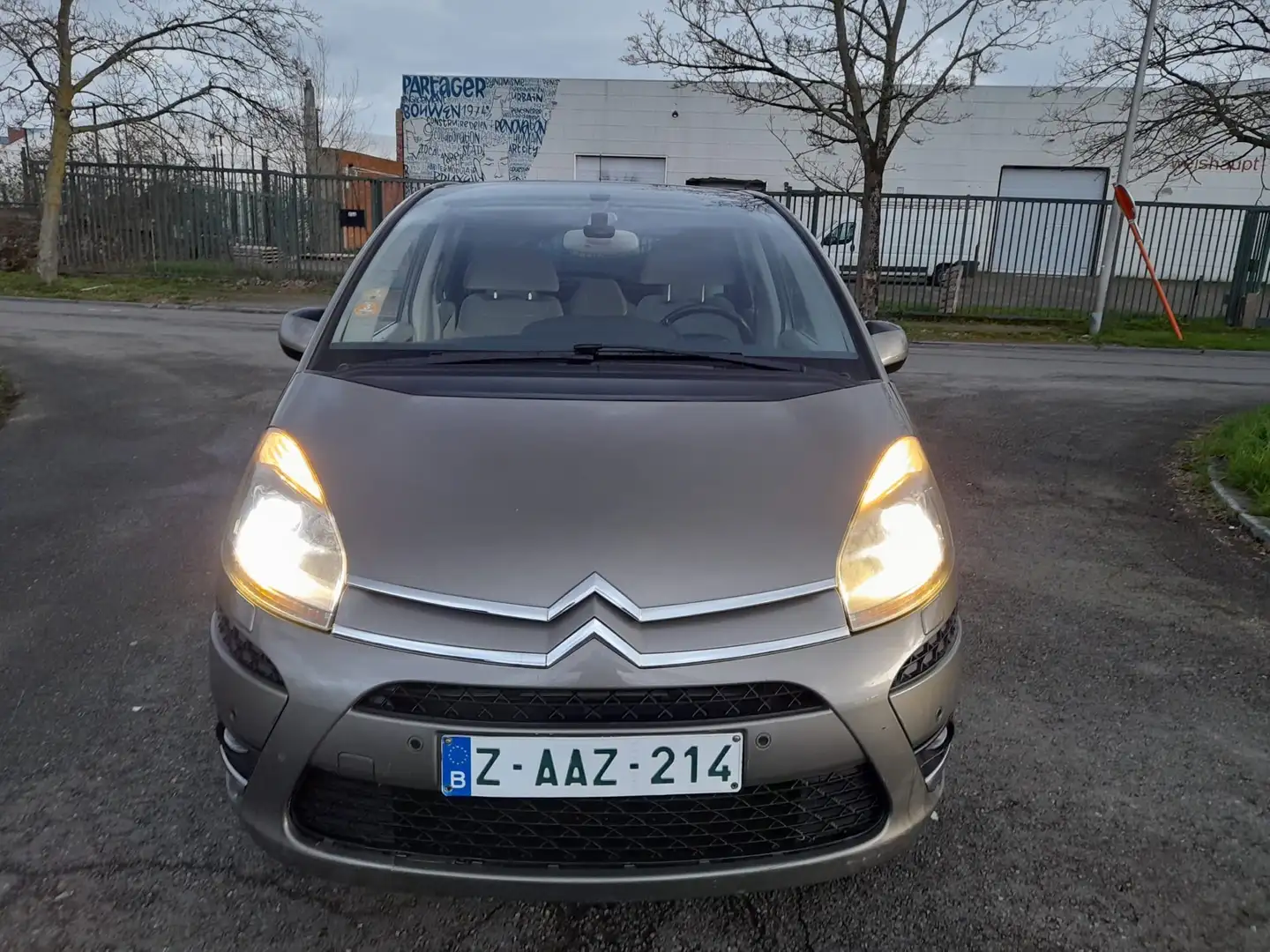 Citroen C4 Picasso 1.6 HDi Exclusive Beżowy - 1