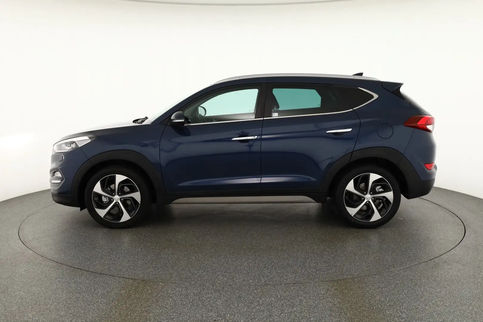 Hyundai TUCSON 1.6 T-GDI 4WD Autom. LED Navi AHK Kamera Bleu - 2