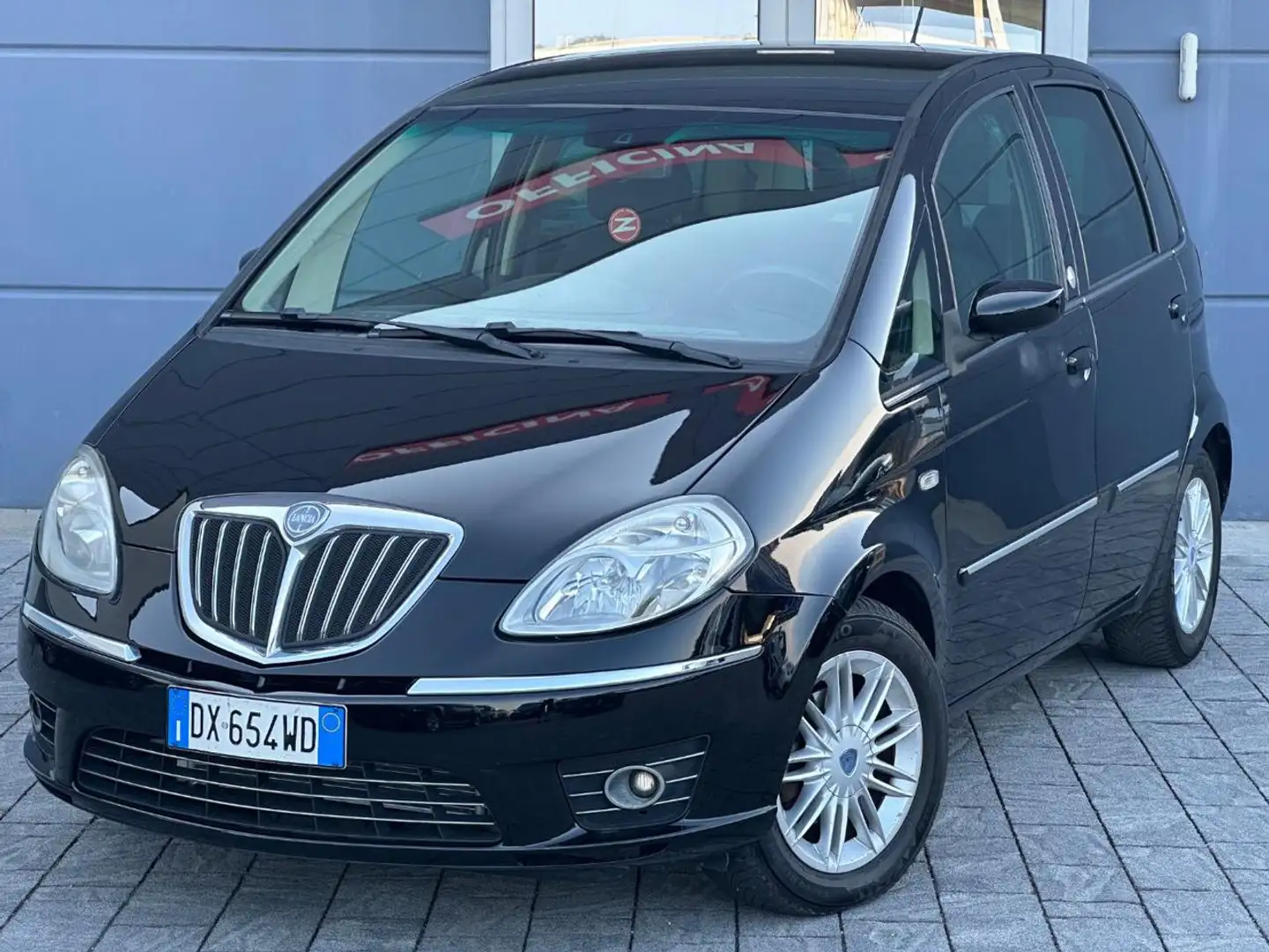Lancia MUSA 1.4 Oro Ecochic GPL Nero - 2