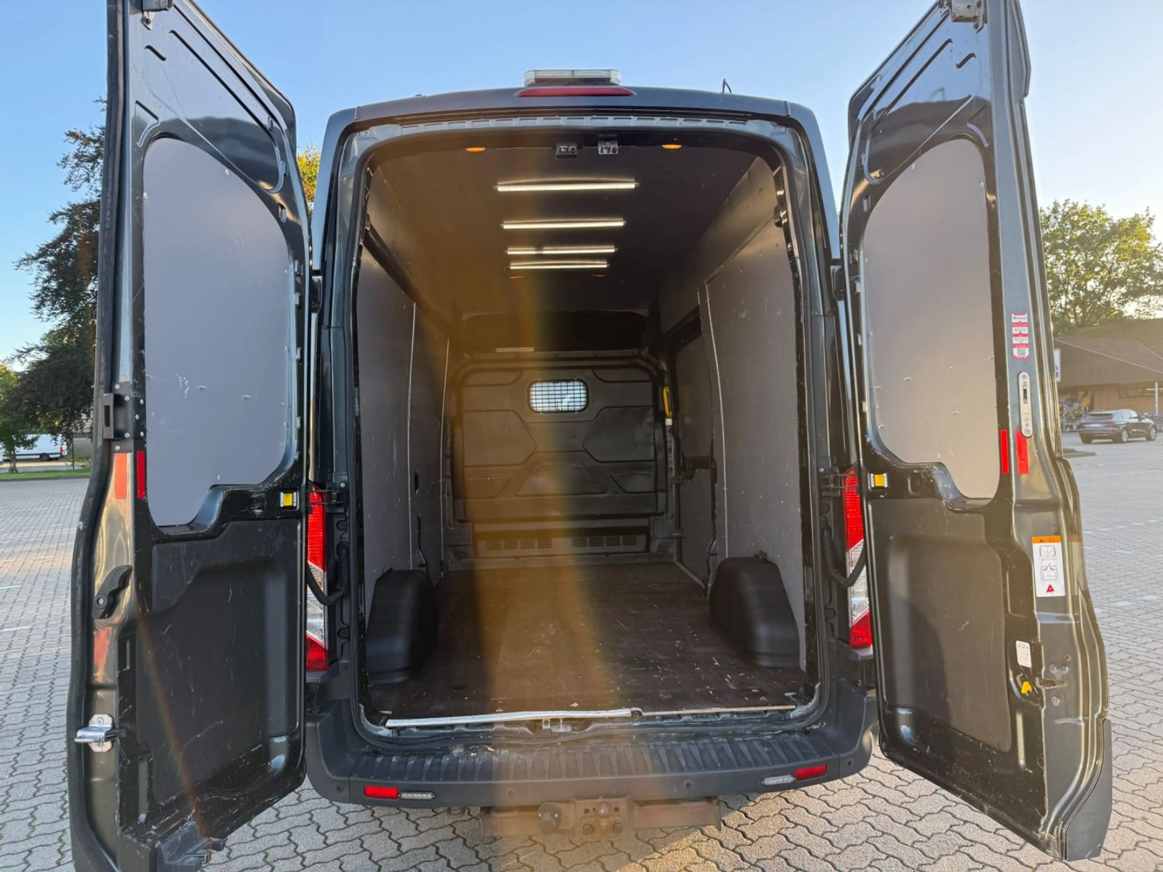 Ford Transit 2,0 TDCI 350 L3 H3 170 PS Standheizung — photo 9