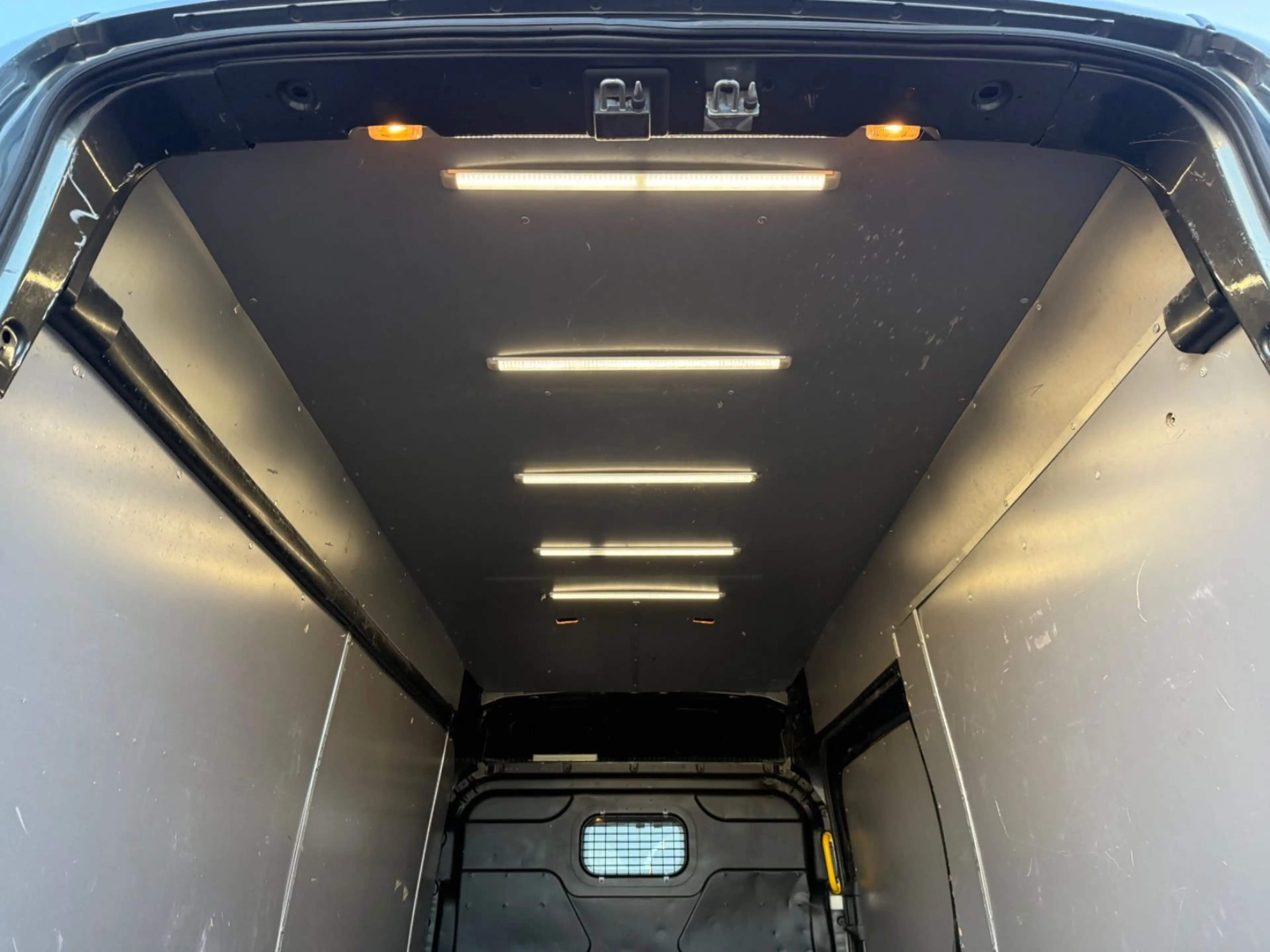Ford Transit 2,0 TDCI 350 L3 H3 170 PS Standheizung — photo 11