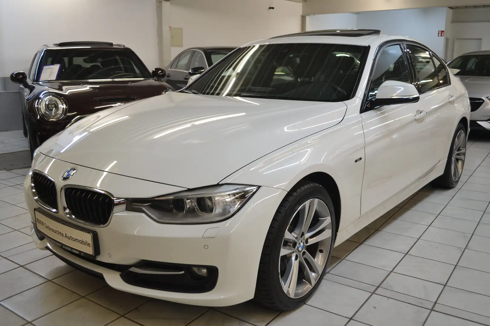 BMW 318 D F30 SPORT LINE*2.HAND*GLASDACH*XENON*NAVI(Prof.) Bianco - 1