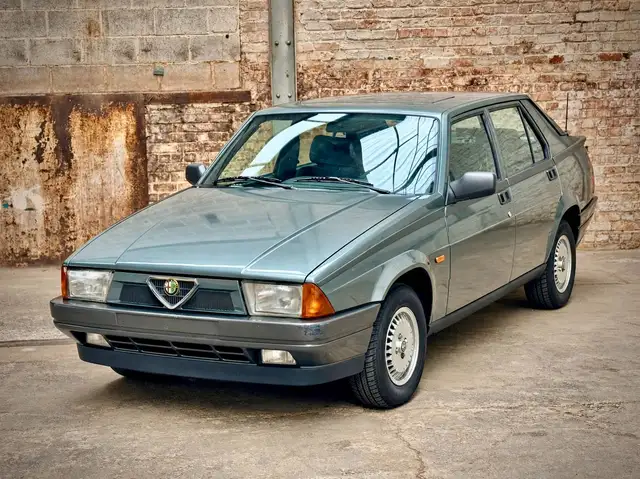 Alfa Romeo 75 1.6ie CT vierge - Blanco gekeurd