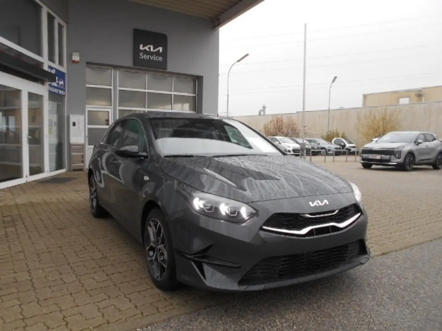 Kia Ceed / cee'd ceed 1,0 T-GDI GPF Silber Grau - 2