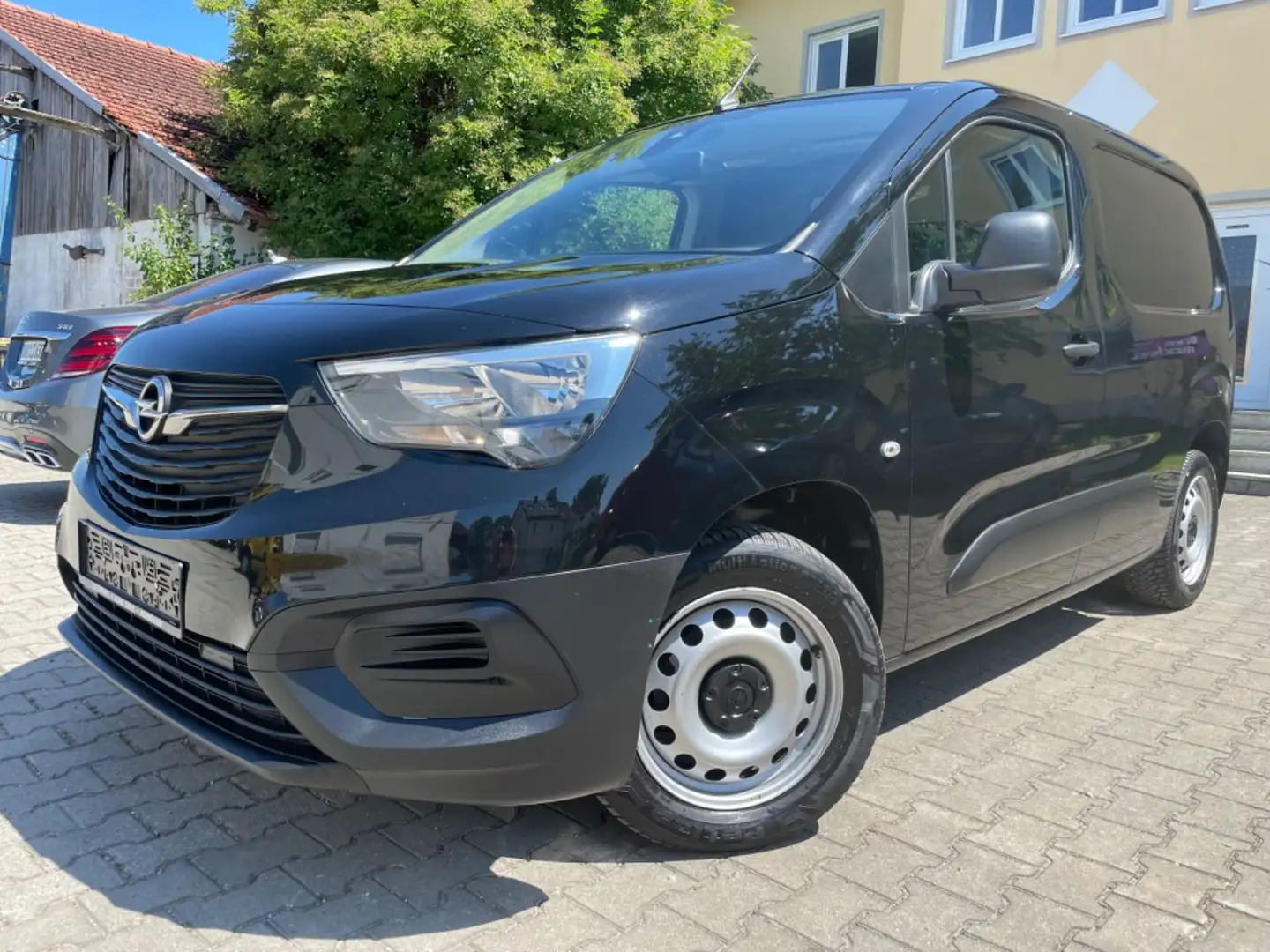 Opel Combo E 1.5 CDTI Cargo Selection*1.HAND*PDC* Schwarz - 2