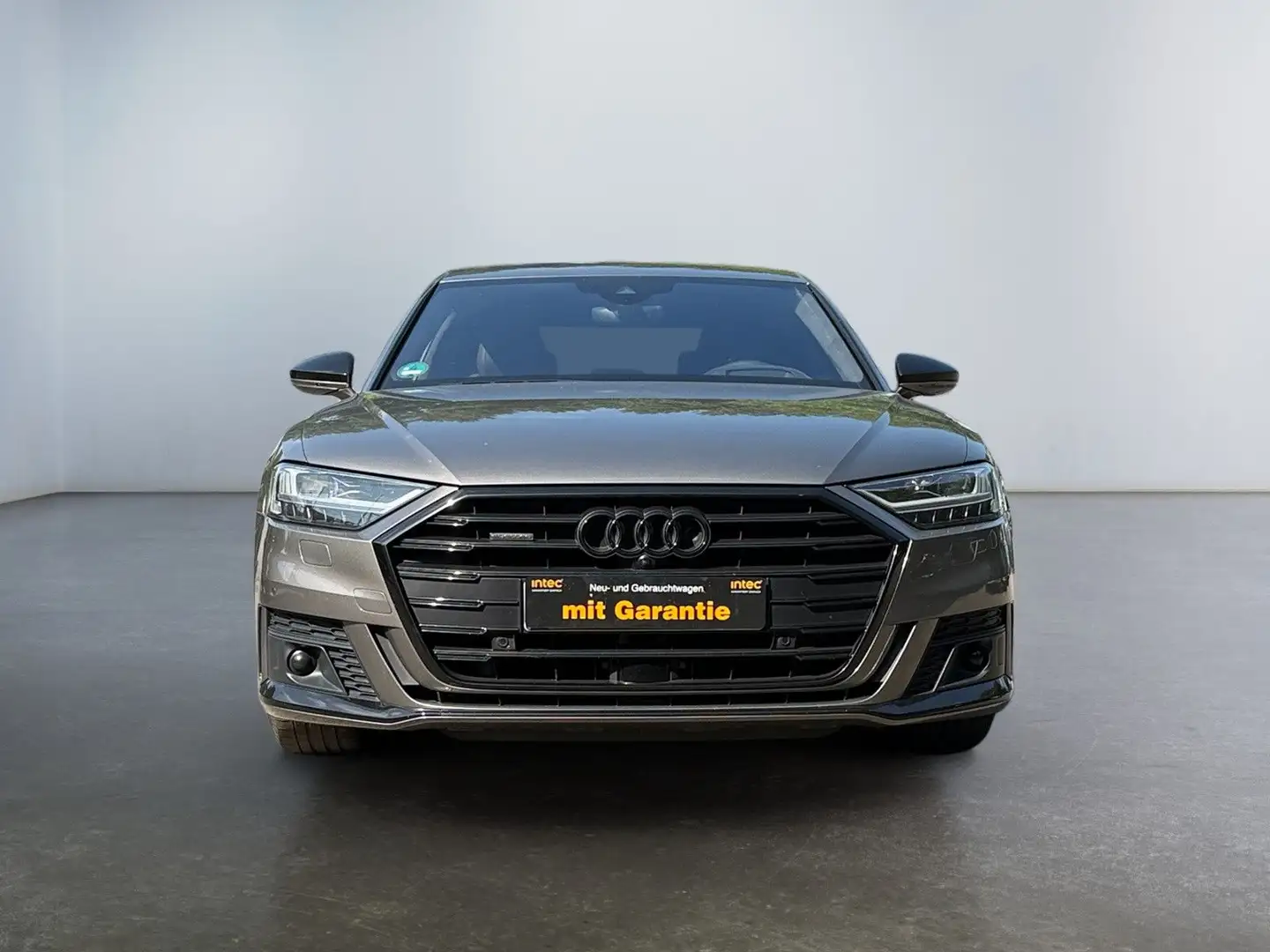 Audi A8 55 TFSI quattro Gris - 2