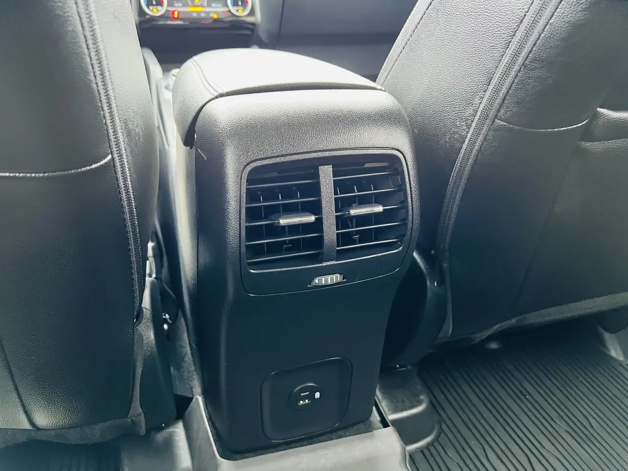 Ford Escape снимка Ford Escape