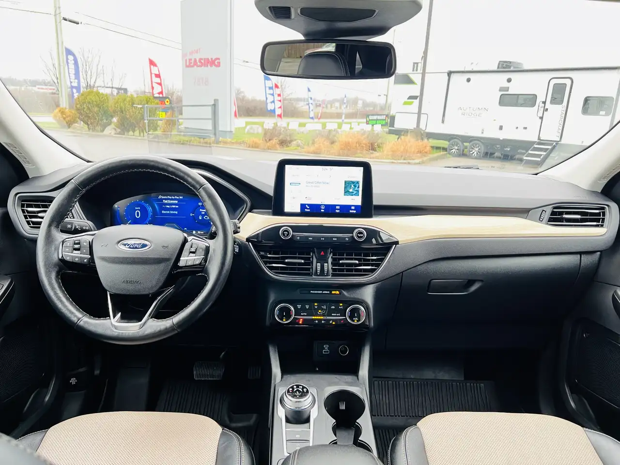 Ford Escape снимка Ford Escape