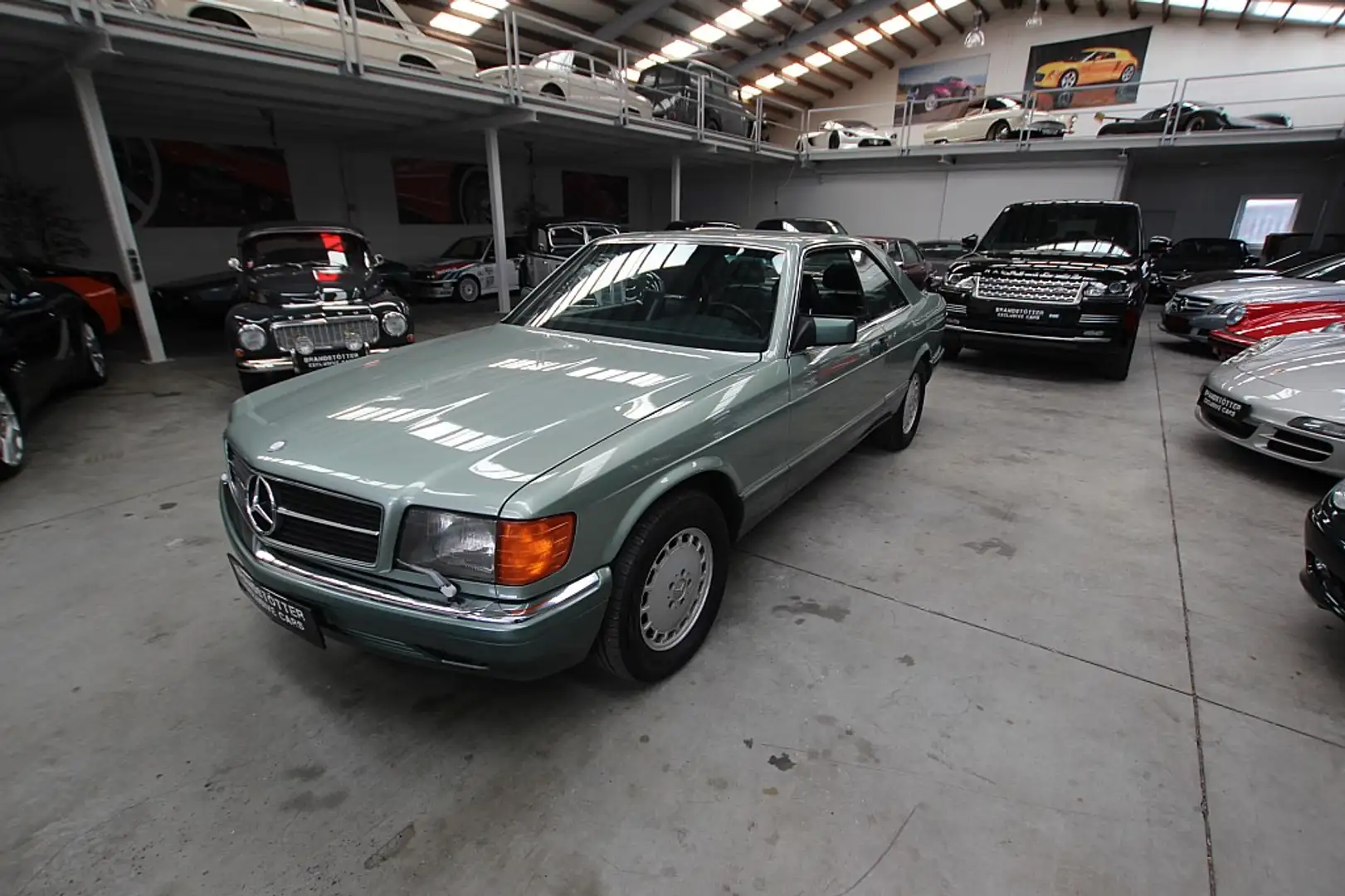 Mercedes-Benz 560 SEL Aut. Green - 1