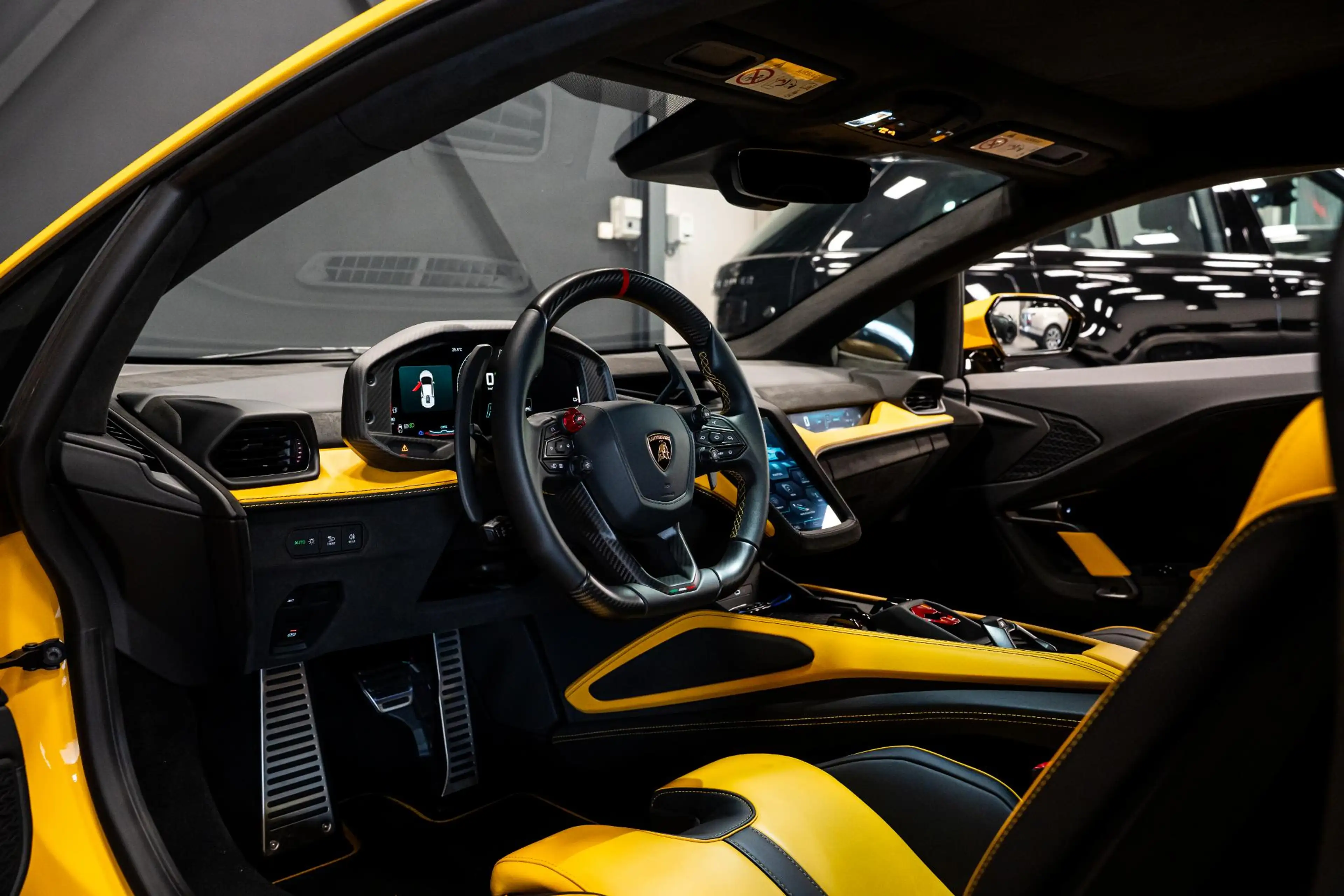 Lamborghini Temerario 4.0 V8 *Giallo Auge / Lift-systeem / Keramisch / S — photo 24