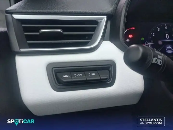 Renault Clio techno TCe 2023, foto 17