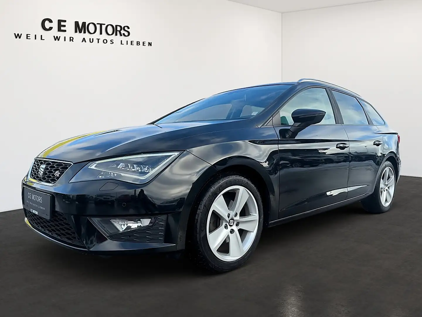 SEAT Leon ST FR 2,0 TDI | Pickerl neu | Servicegepflegt Schwarz - 1