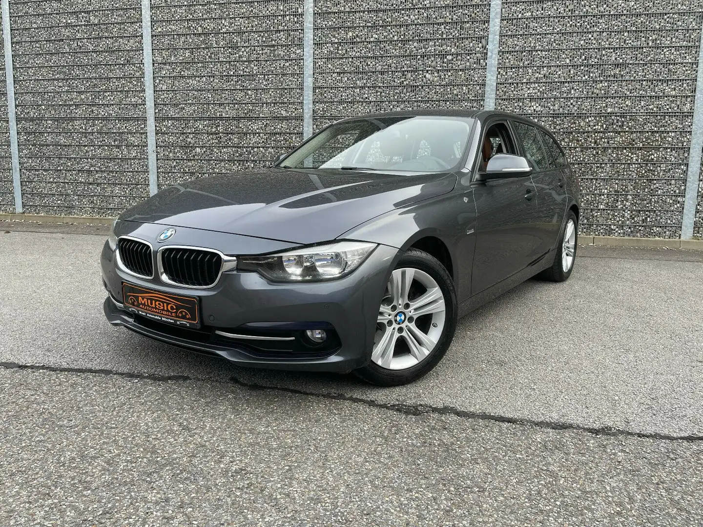 BMW 320 Baureihe 3 Touring 320d Sport Line/Navi/Leder Gri - 1