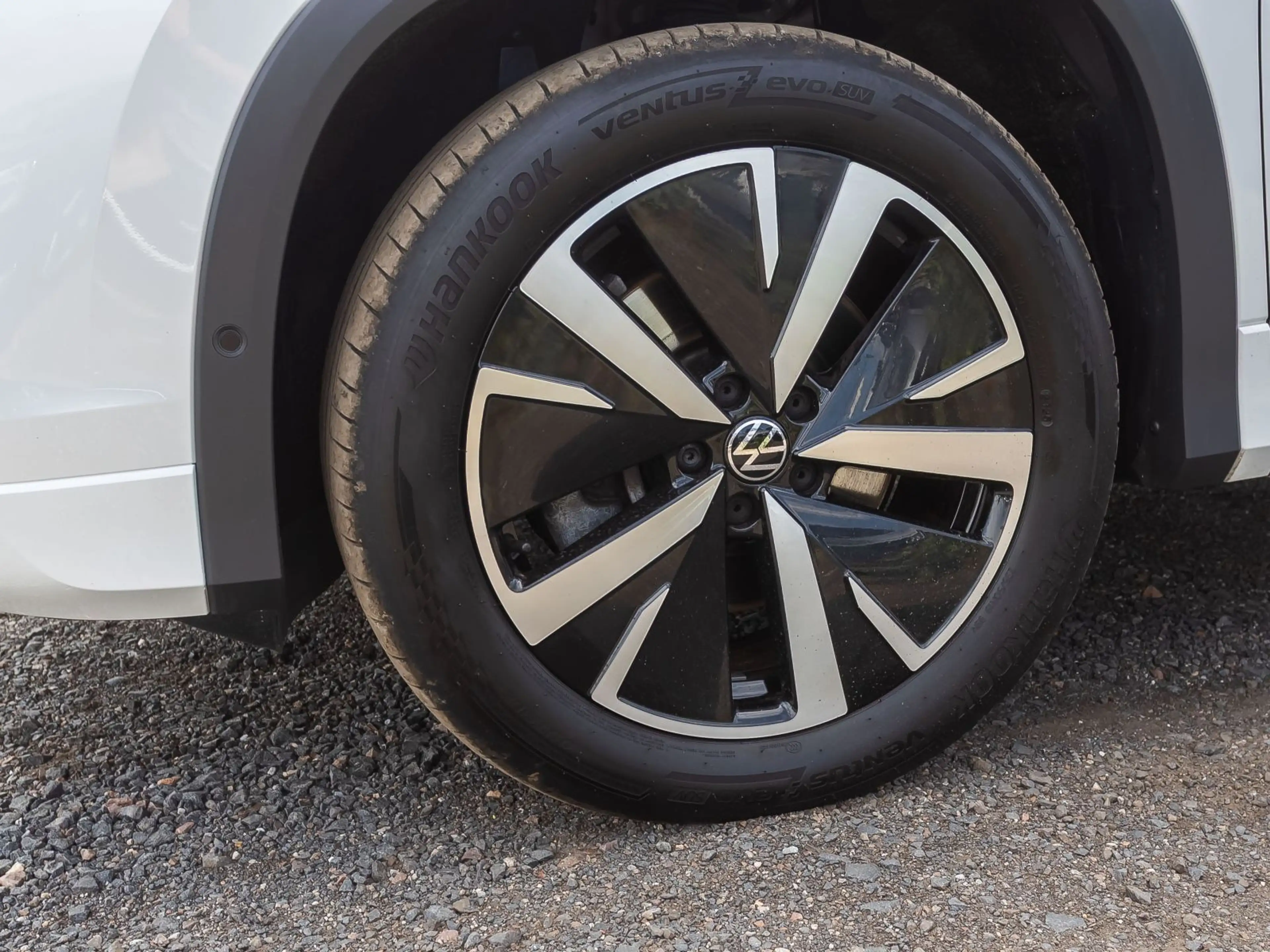 Volkswagen Tayron 2.0 TDI Elegance 4M DSG Navi LED ACC AHK — photo 11